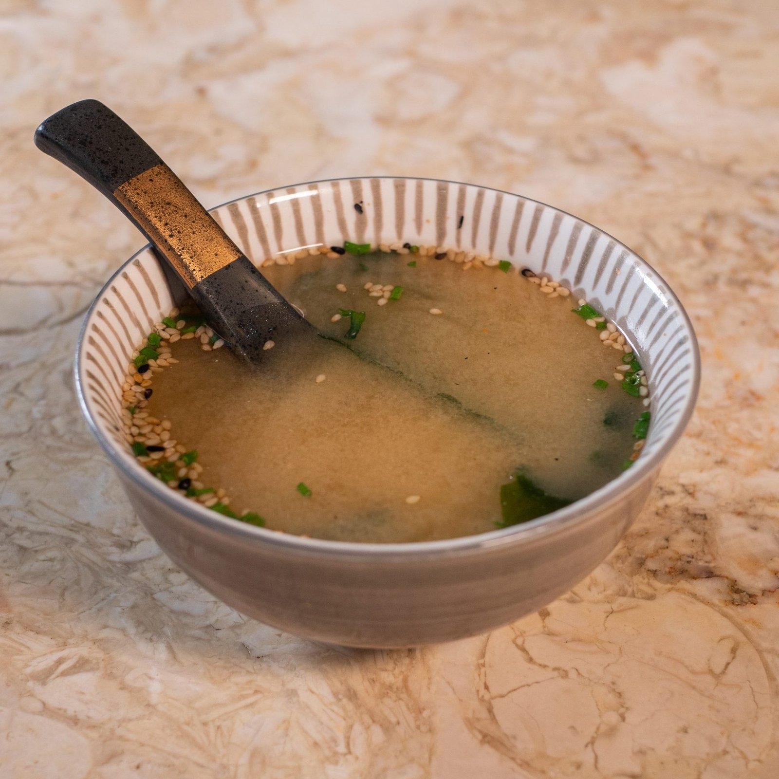Sopa Miso com Robalo